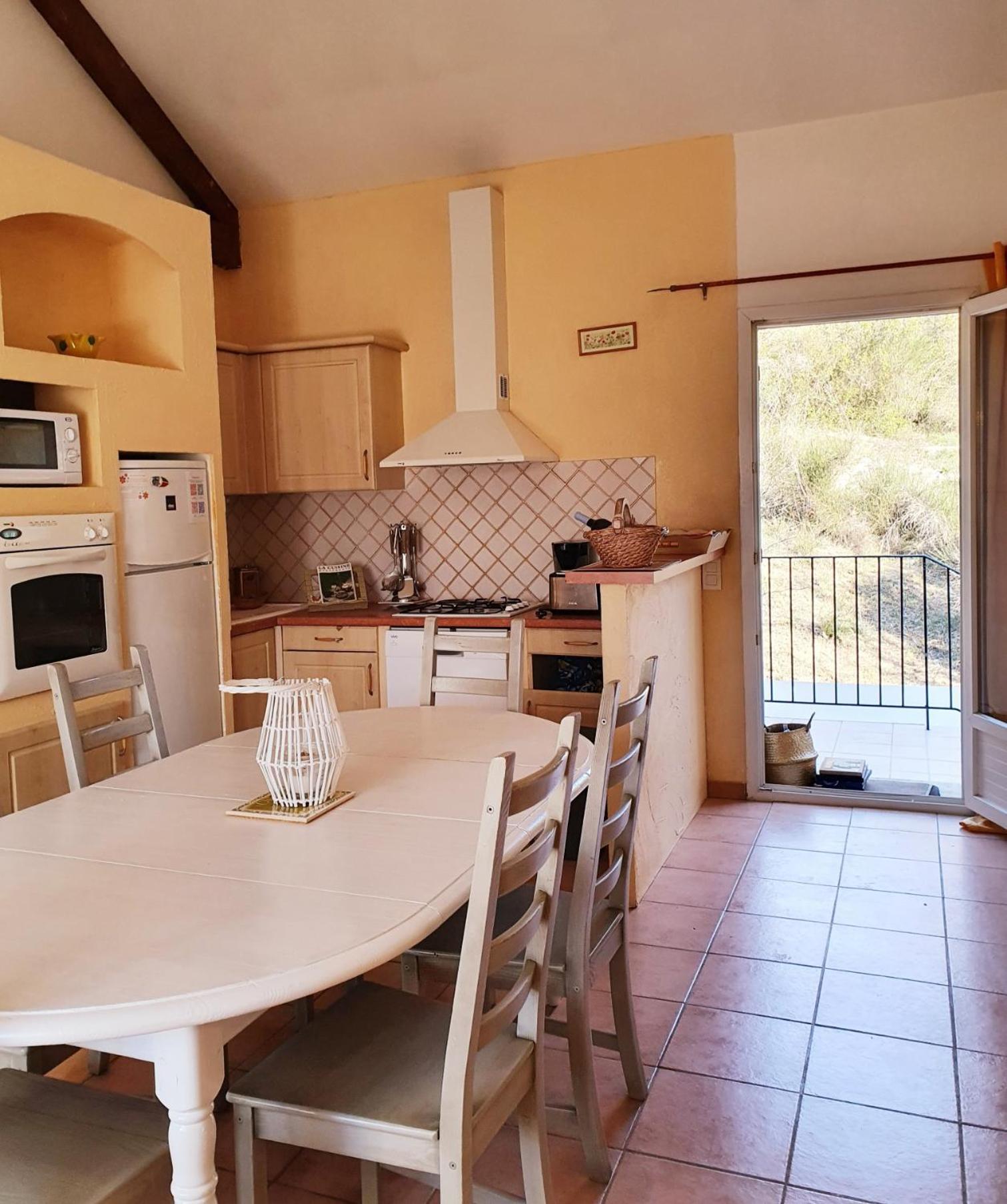 L'Oustaou Du Luberon Et Spa Villelaure Esterno foto