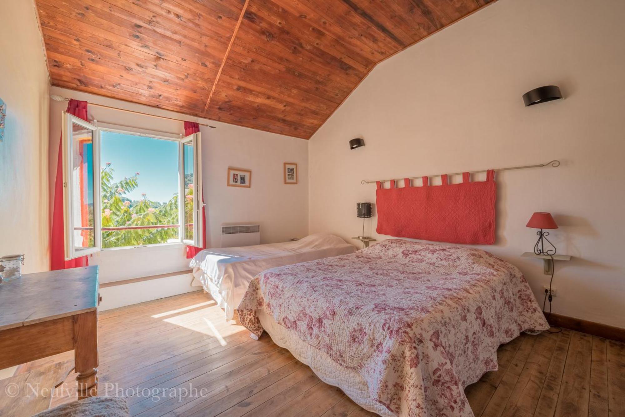 L'Oustaou Du Luberon Et Spa Villelaure Esterno foto