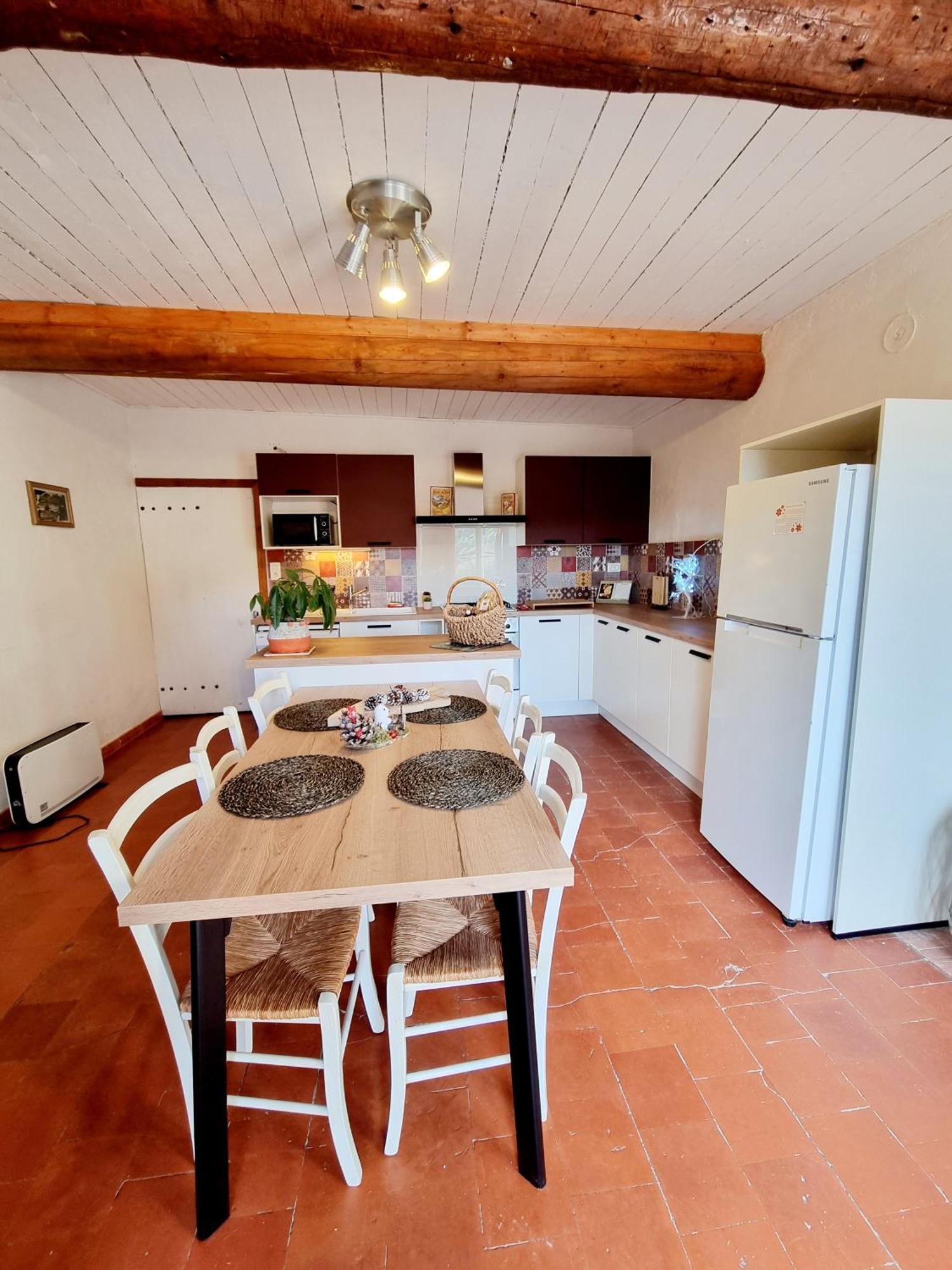 L'Oustaou Du Luberon Et Spa Villelaure Esterno foto