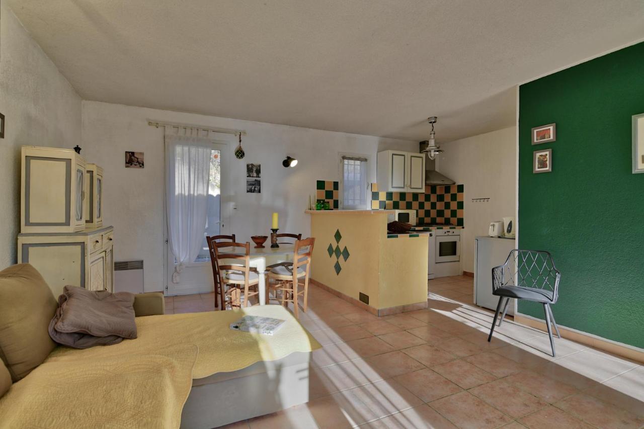 L'Oustaou Du Luberon Et Spa Villelaure Esterno foto