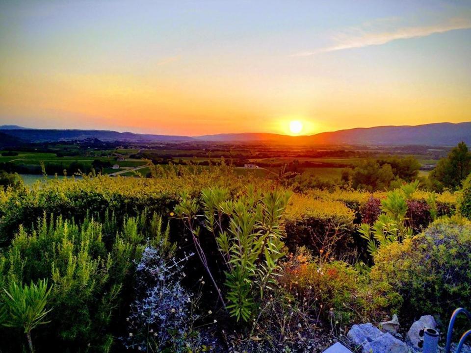 L'Oustaou Du Luberon Et Spa Villelaure Esterno foto
